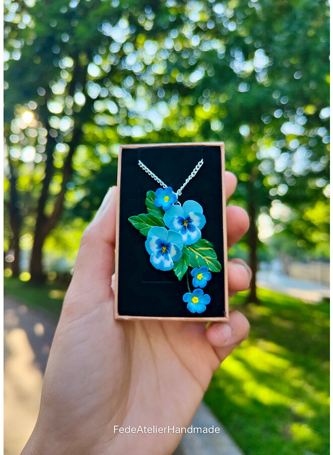 Viola and Forger-me-Not Necklace 16