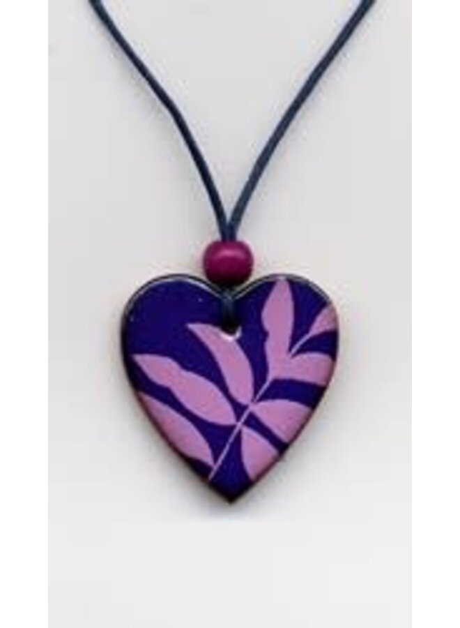 Colgante de corazón con estampado floral 058