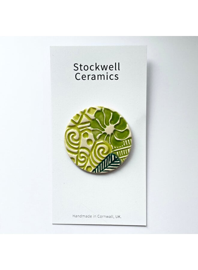 Broche de cerámica texturizada verde 084