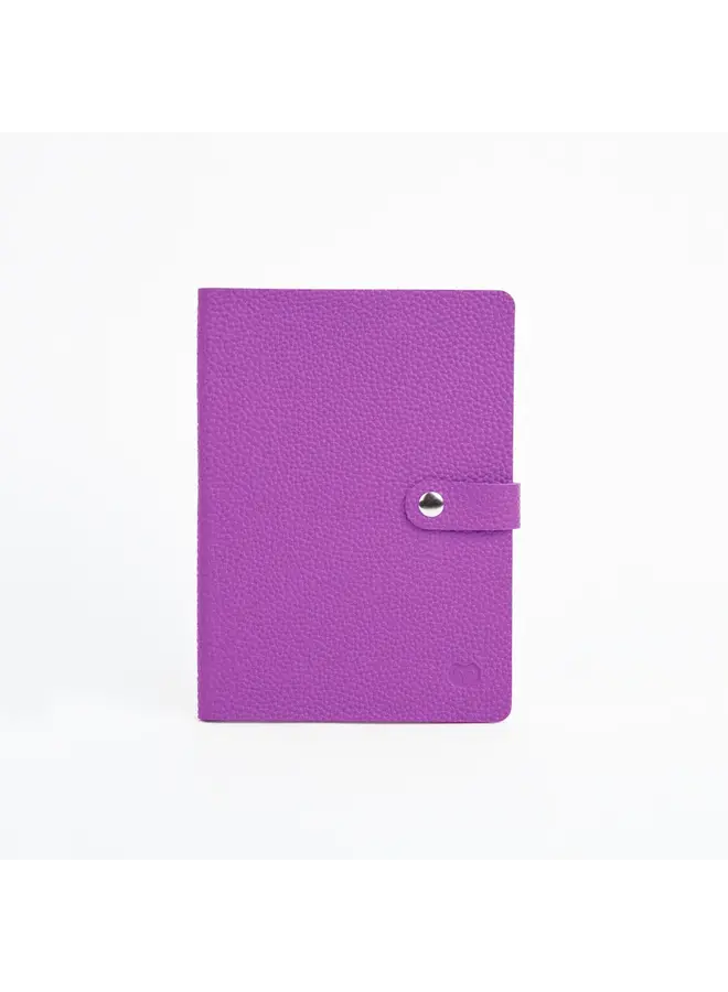 Блокнот формата А5 «Веганский фиолетовый» с застежкой, линованная бумага 092