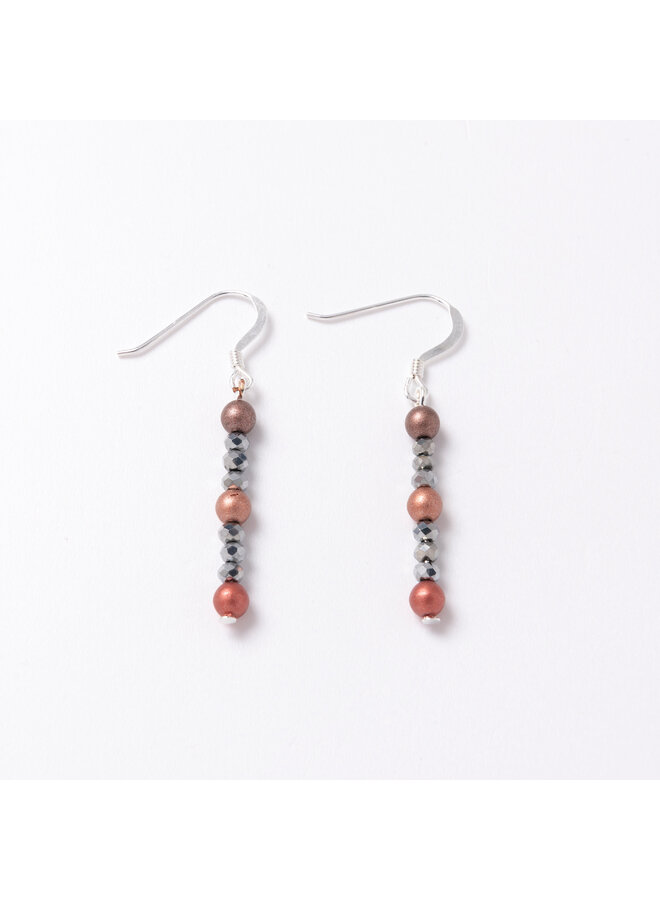 Pendientes de cobre con cristales arcoíris de perla 974C