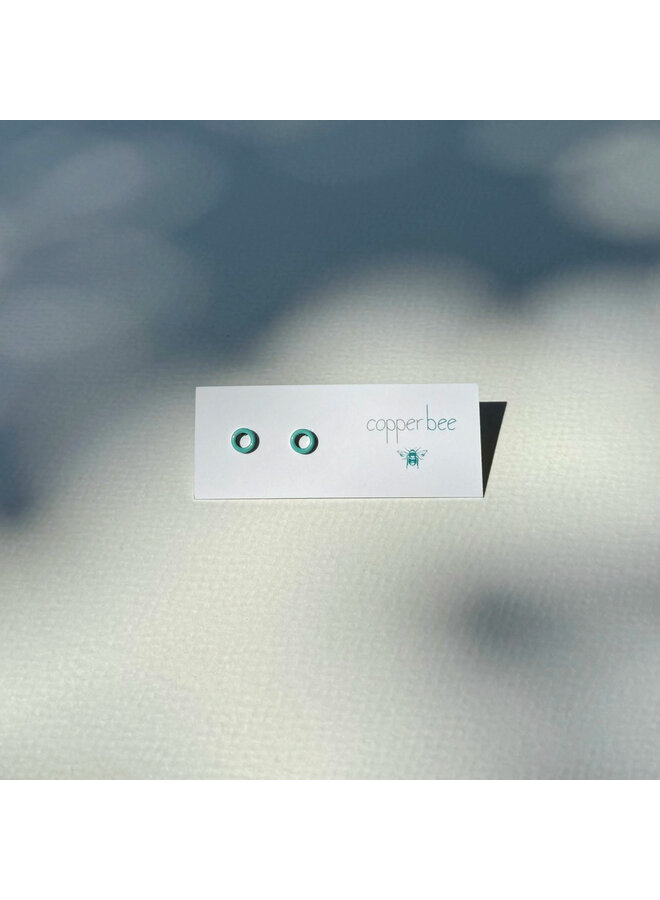 Open circle Turquoise enamel mini stud 02