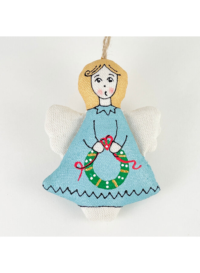 Engel mit Weihnachtskranz Dekoration 38