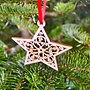 Stjärna i trädekoration 09