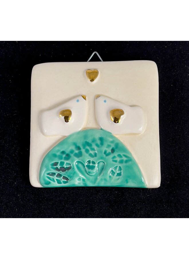 Carreau en petit relief « Deux colombes au cœur d'or » 040