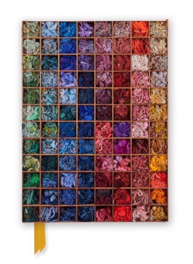 Diario laminado tamaño A5 Wall of Wool de la Royal School of Needlework
