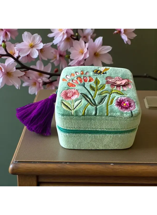 Boîte à bijoux en velours de coton vert menthe 27