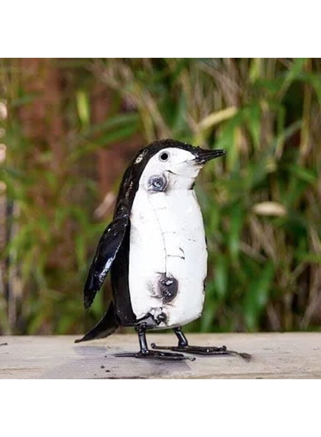 Pinguinküken – Gartenkunst aus Recyclingmaterialien 08