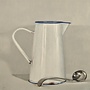 Jarra de esmalte y cucharón de plata, impresión giclée 106