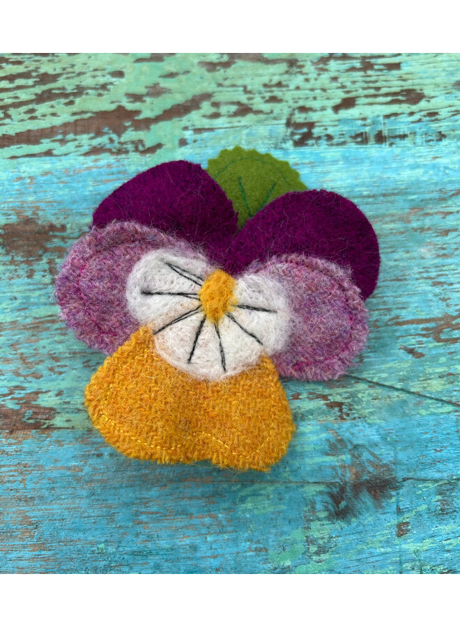 Pansy Felt Brooch 24