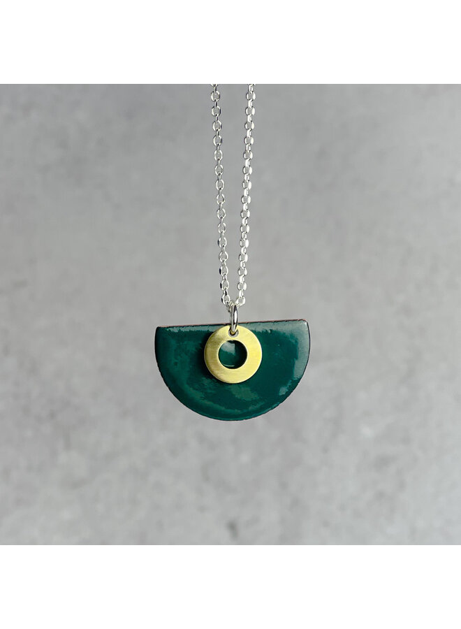 Collier demi-cercle vert jade 10