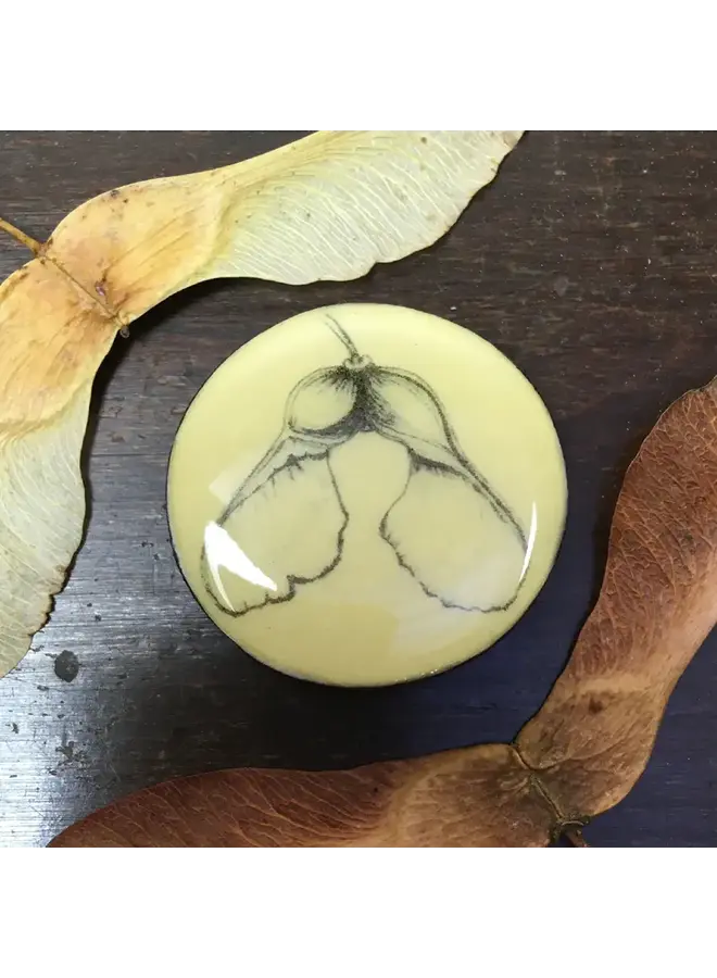 Sycamore Draughts Piece Brooch on card  79