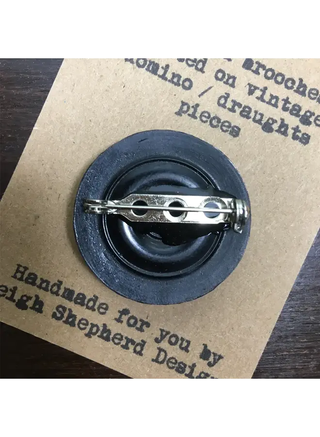 Sycamore Draughts Piece Brooch on card  79