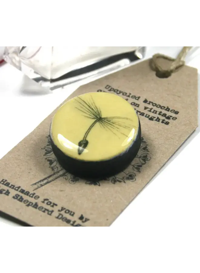 Dandelion Draughts Piece Brooch on card  78