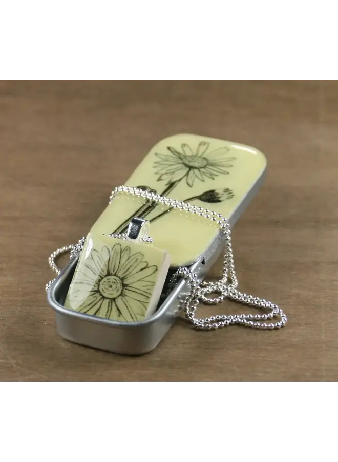 Pendentif en tuile Daisy Scrabble I et Tiny Tin 95