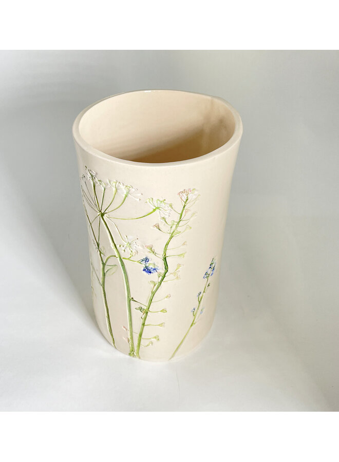 Jarrón ancho de cerámica con diseño floral 23