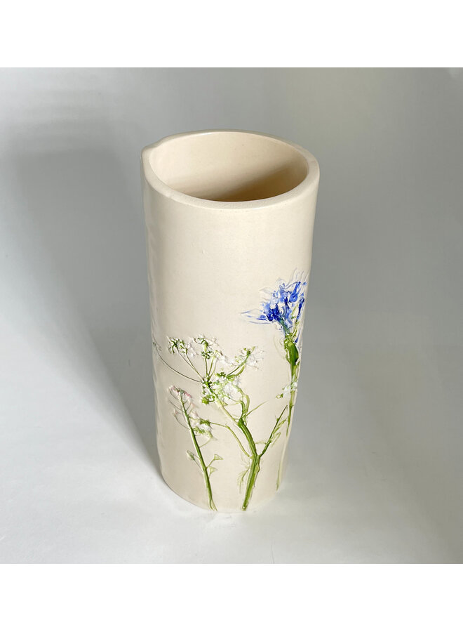 Jarrón alto y delgado de cerámica con diseño floral 22