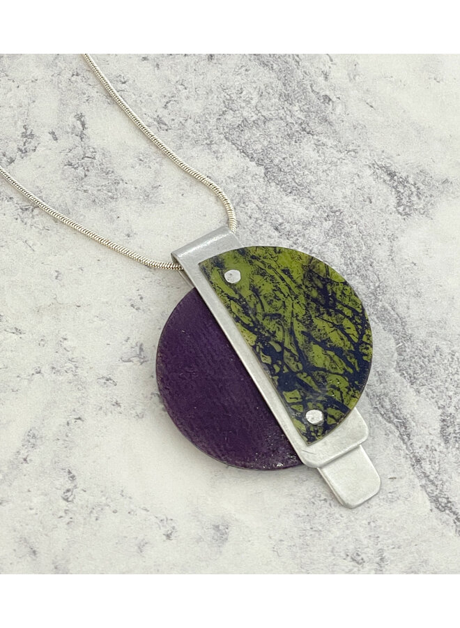 Miro Purple / Olive  contrast necklace  213