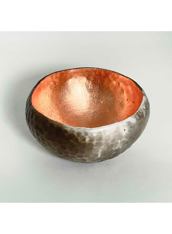 Mini pot à graines à fossettes avec feuille de cuivre 03