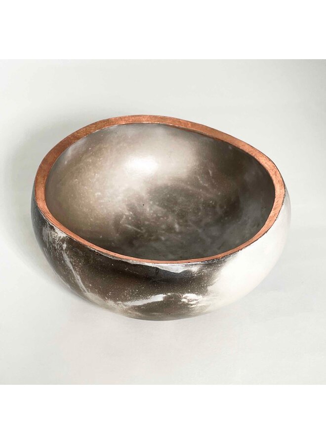 Small Saggar Pebble Pot with Copper Leaf 09