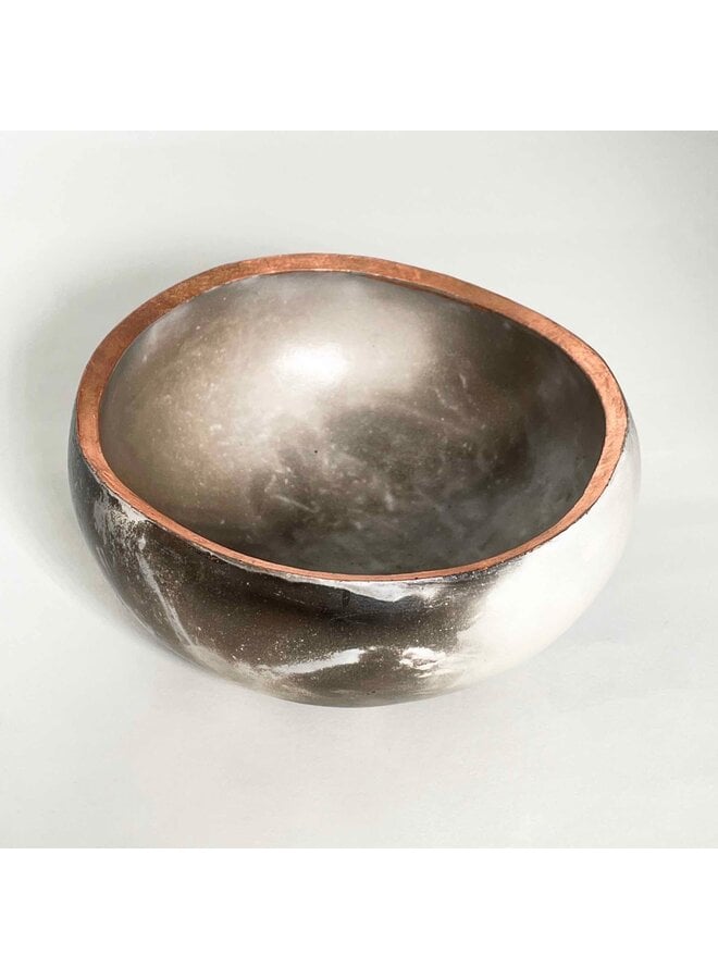 Small Saggar Pebble Pot with Copper Leaf 09