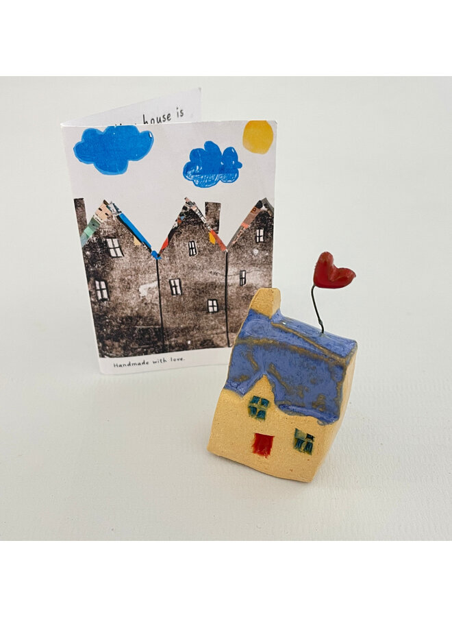 Todmorden Tiny Ceramic House with Heart 01