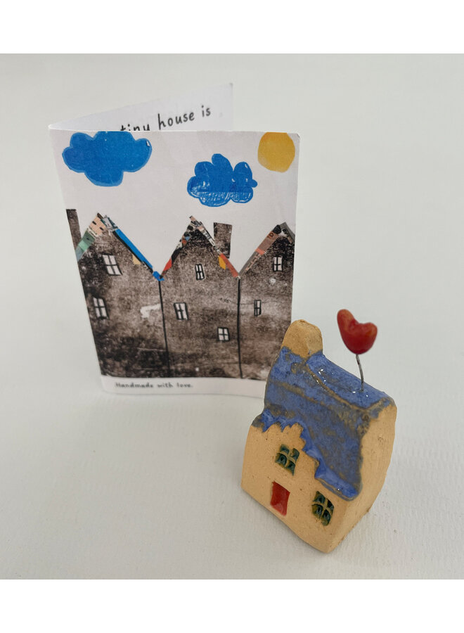 Todmorden Tiny Ceramic House with Heart 03