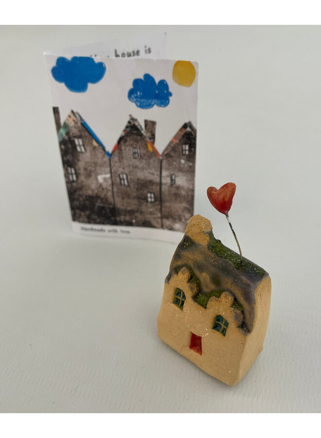 Todmorden Tiny Ceramic House with Heart 04