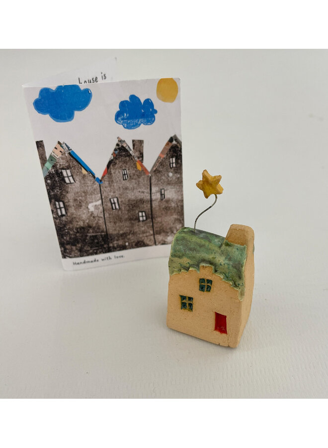 Todmorden Tiny Ceramic House with Star  10