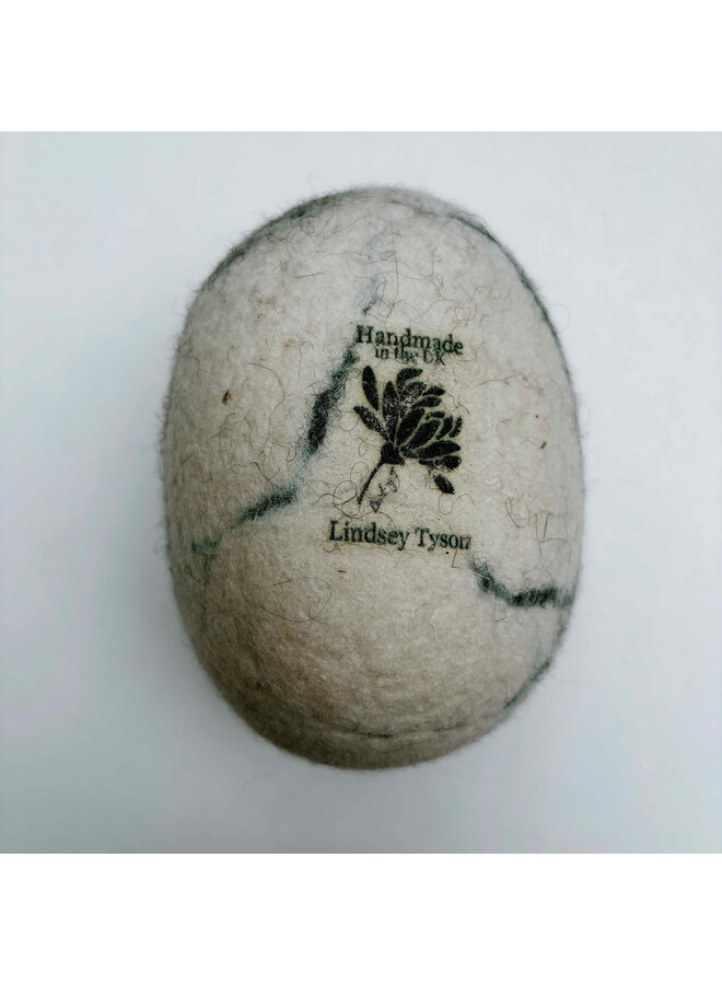 Butterfly Large Felt Pebble 003