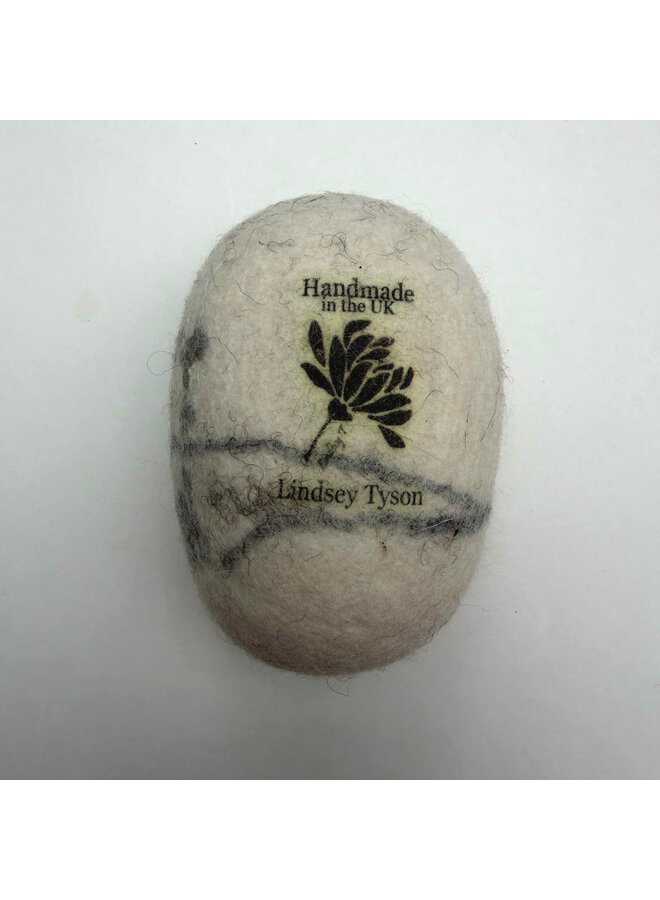 Owl Medium Felt Pebble 005