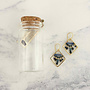 Boucles d'oreilles pendantes en or 18 carats avec lapis-lazuli, saphir et jade 07