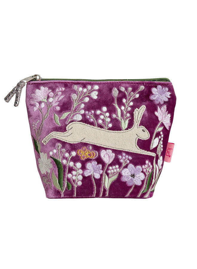 Kosmetiktasche mit Hasen- und Blumenstickerei 174