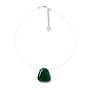 Collar con colgante de cristal de esmeralda