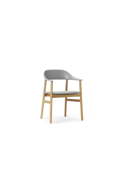 Herit armchair Upholstery oak