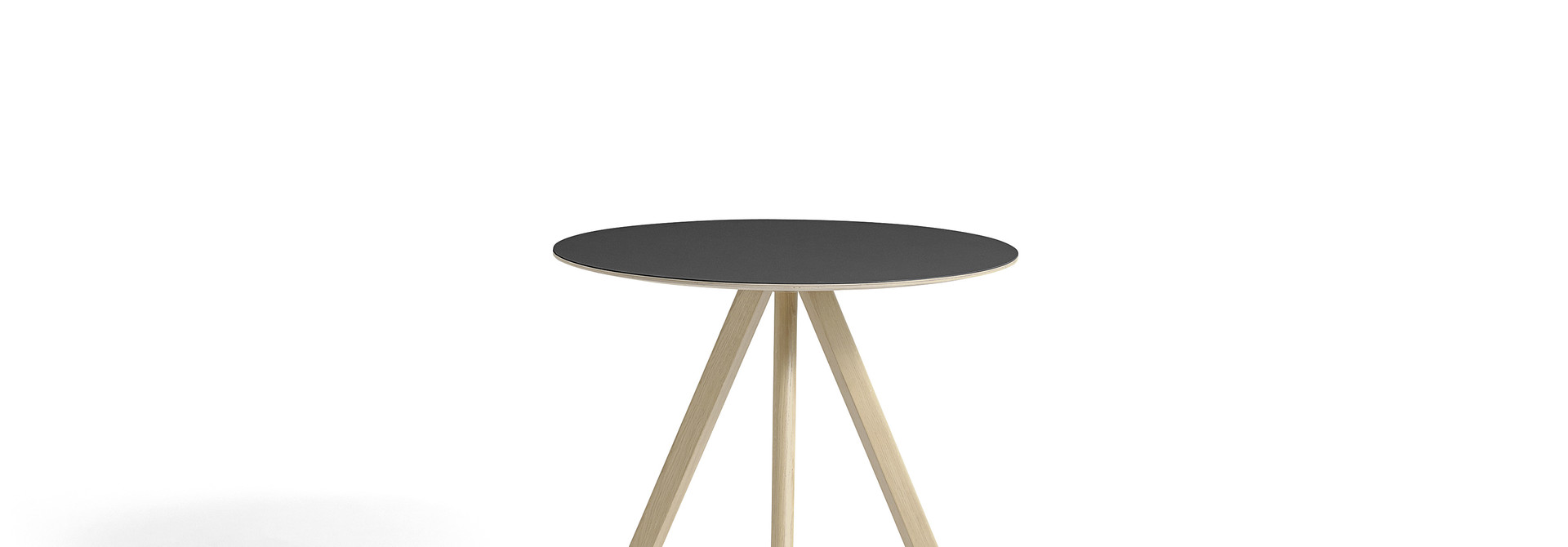 CPH 20 Table - Water-based lacquered solid oak