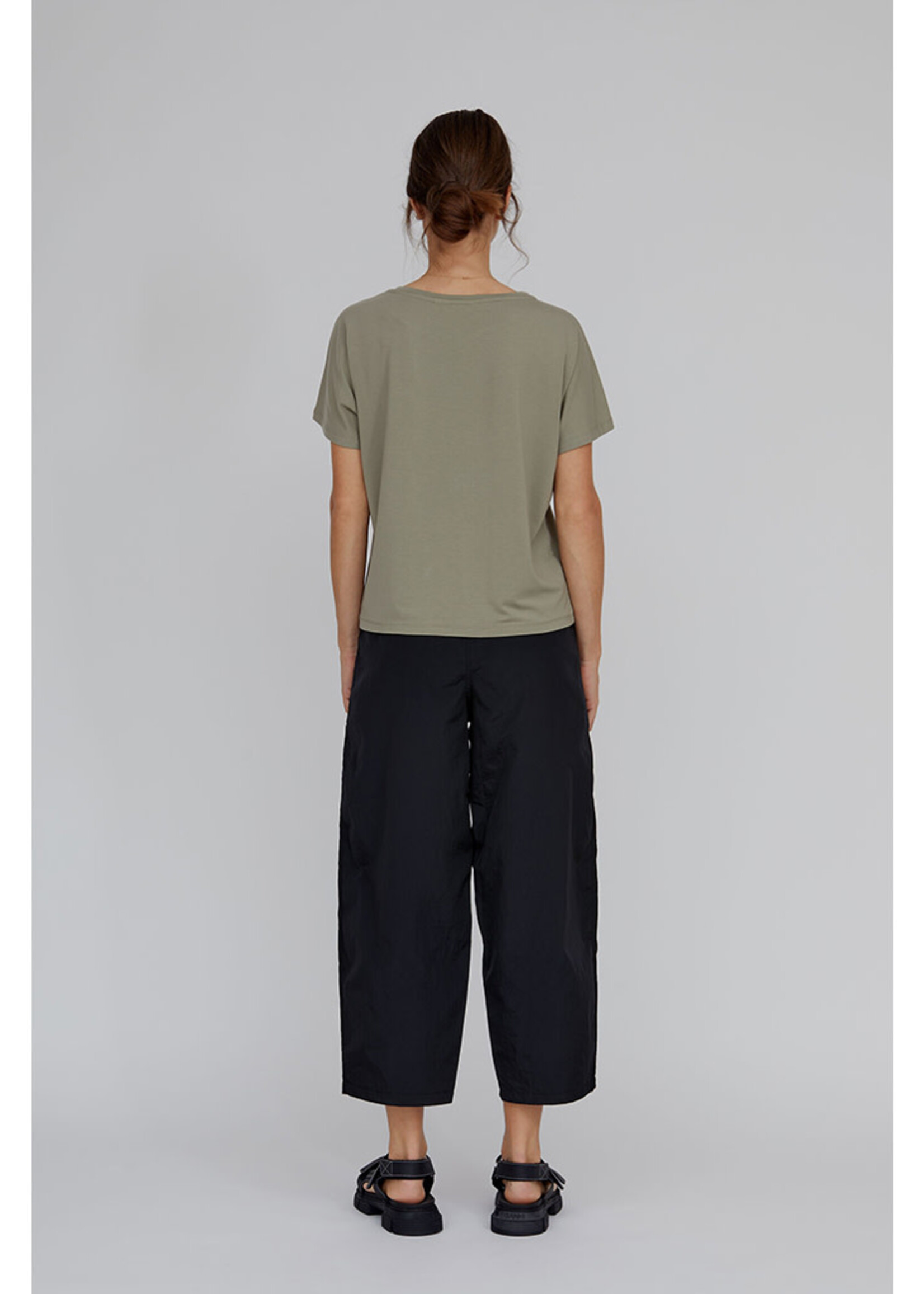 Basic Apparel Viola Cropped Pants
