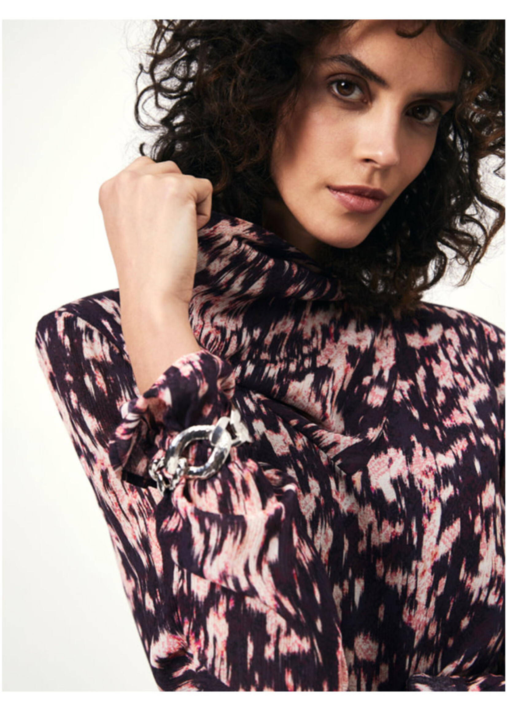 dante6 Galaxy Drapery Top