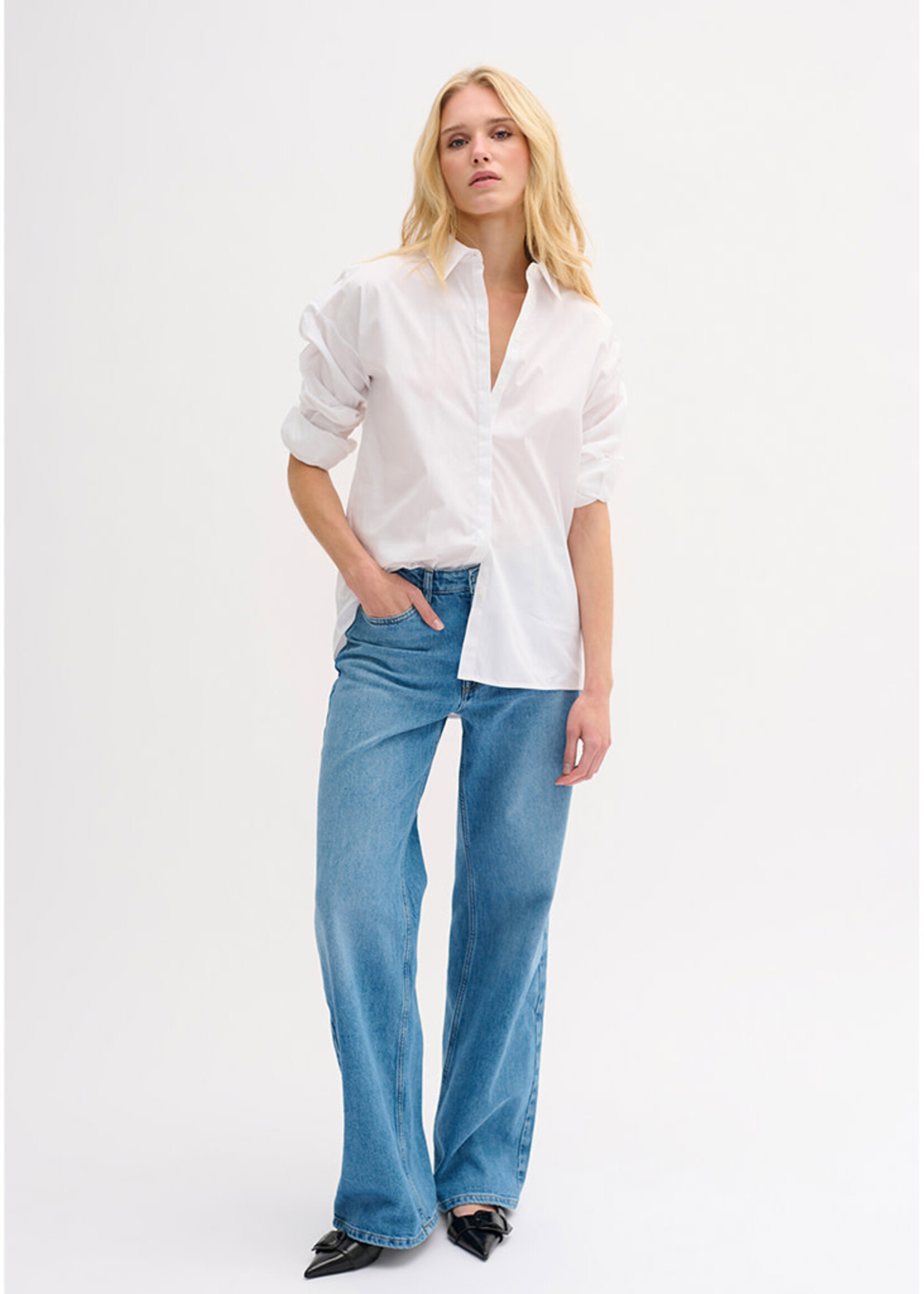 My Essential Wardrobe THE SHIRT