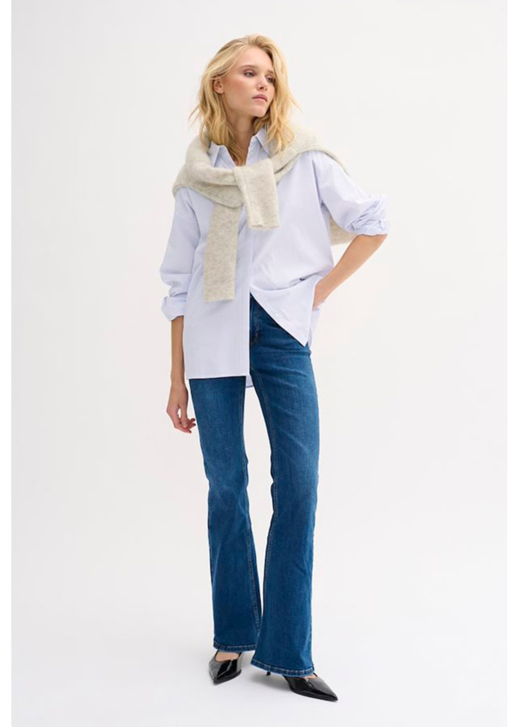 My Essential Wardrobe THE SHIRT