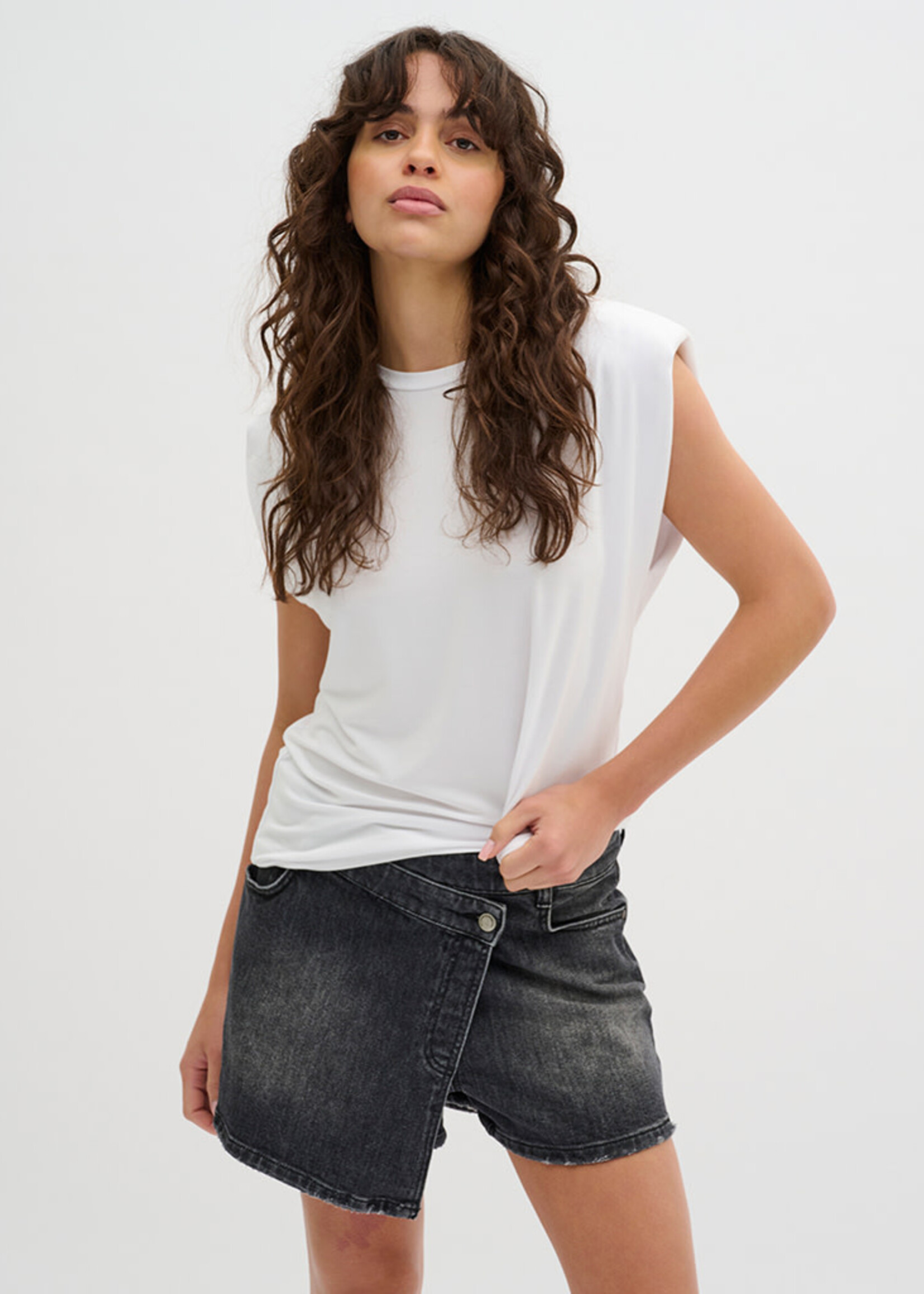 My Essential Wardrobe Tusa Skirt Shorts