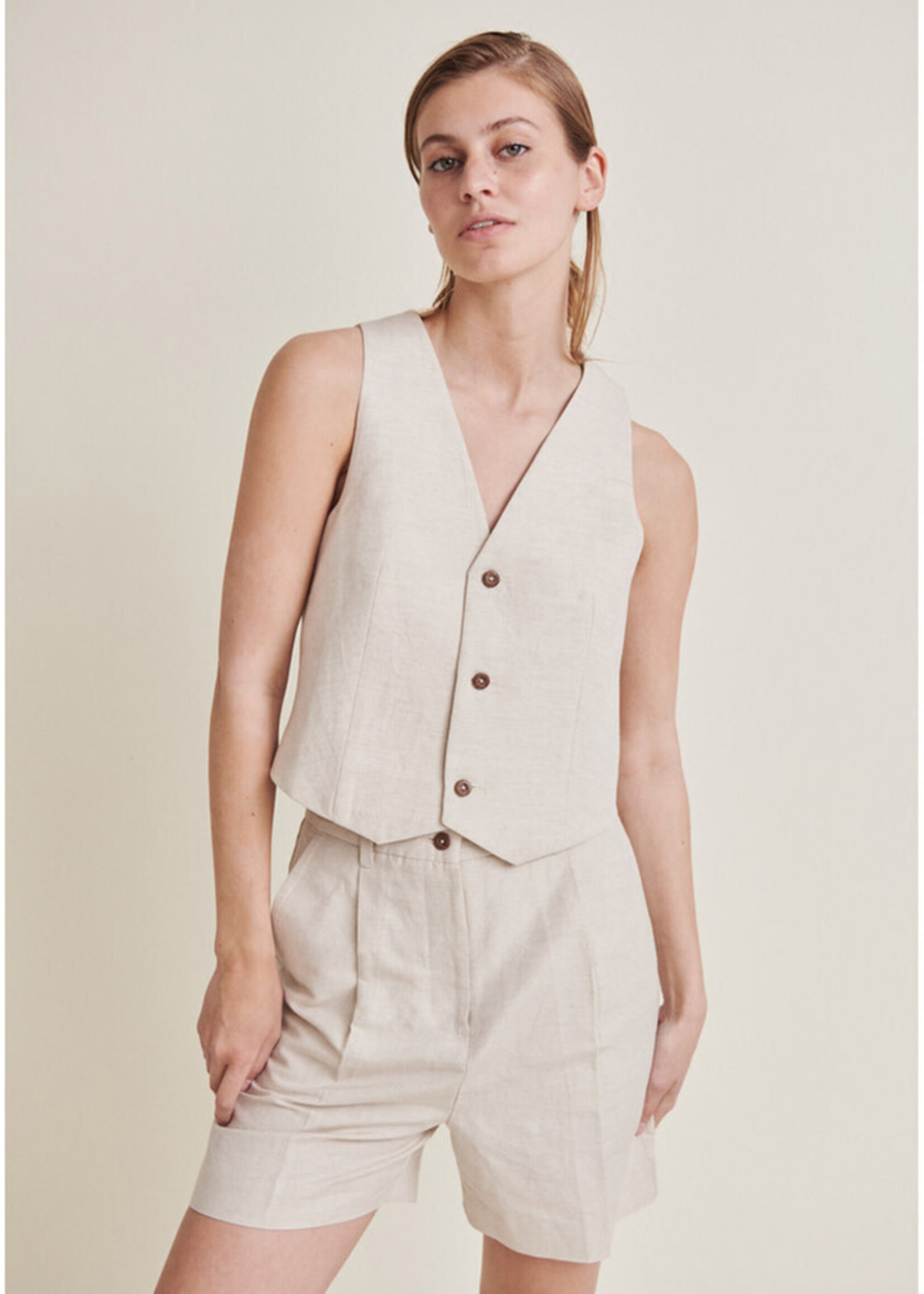 Basic Apparel Nata shorts