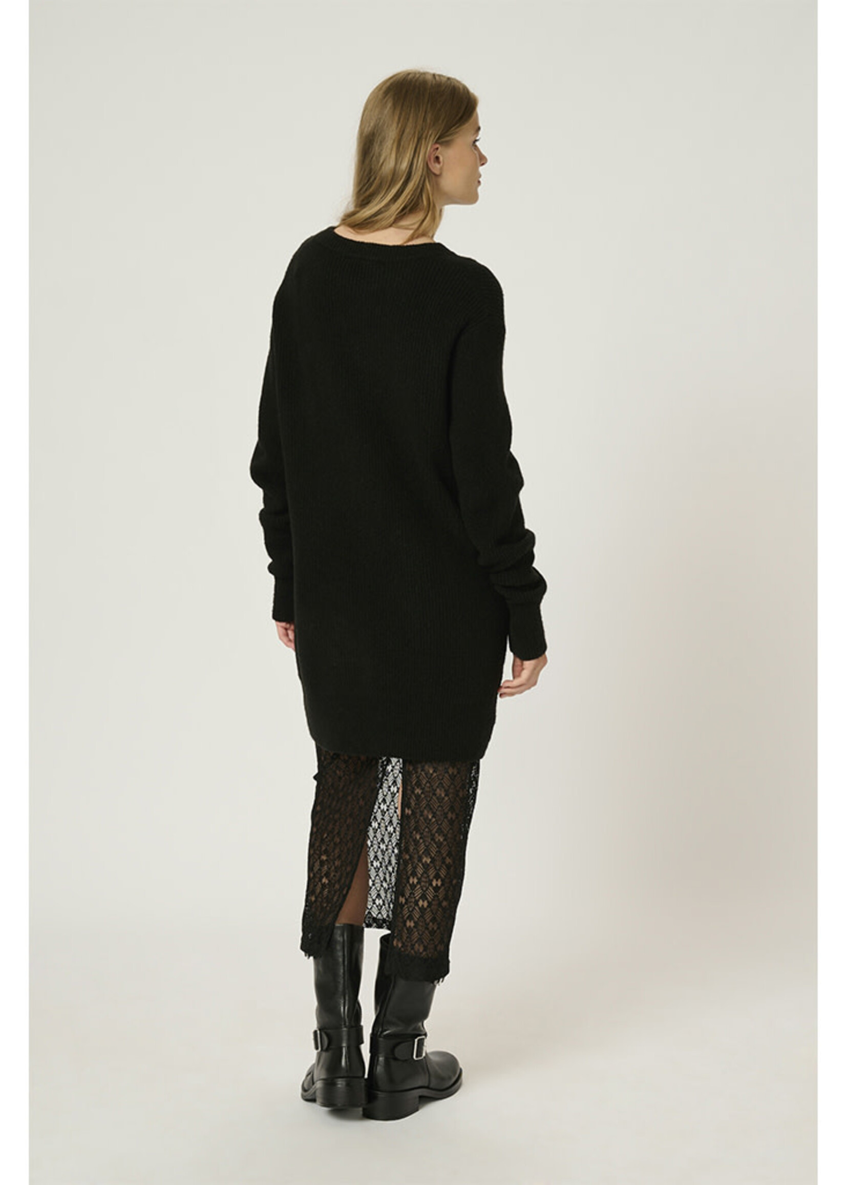 My Essential Wardrobe Viola Lace Skirt