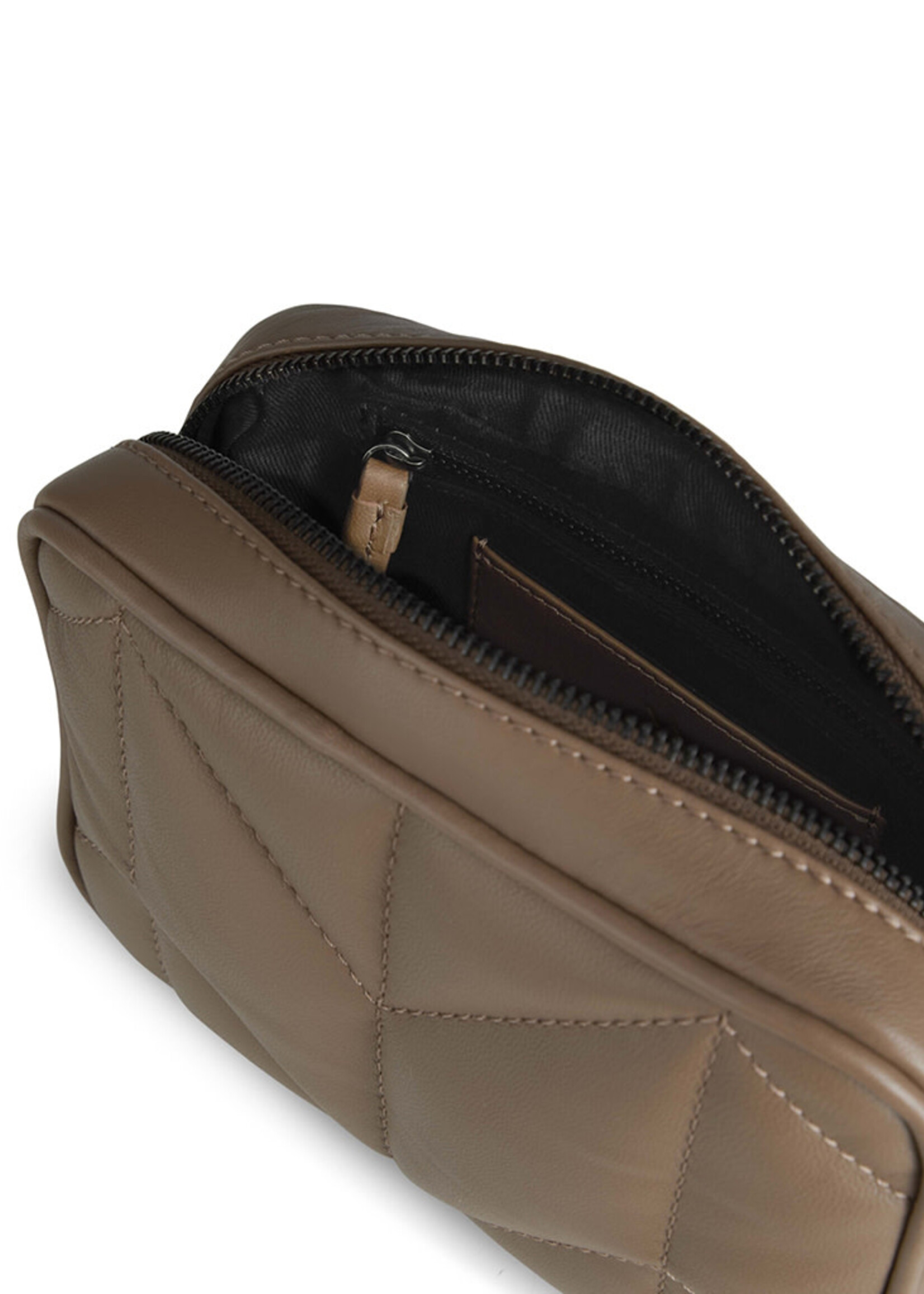 Markberg Pernilla Crossbody - Chevron Caramel