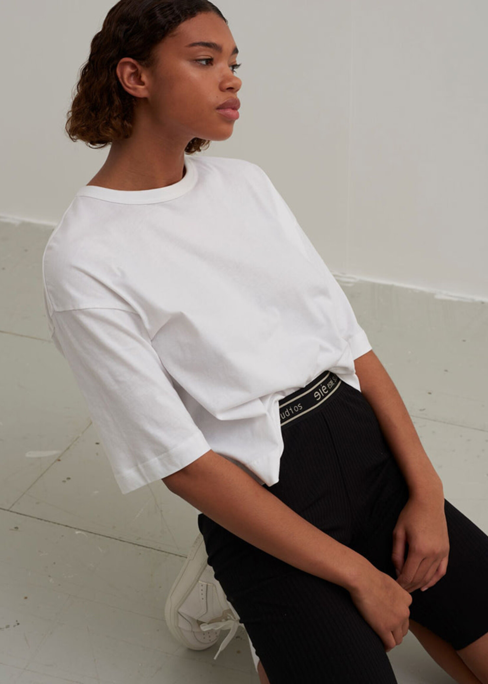 Esmé Studios ESSigne 2/4 Boxy Tshirt