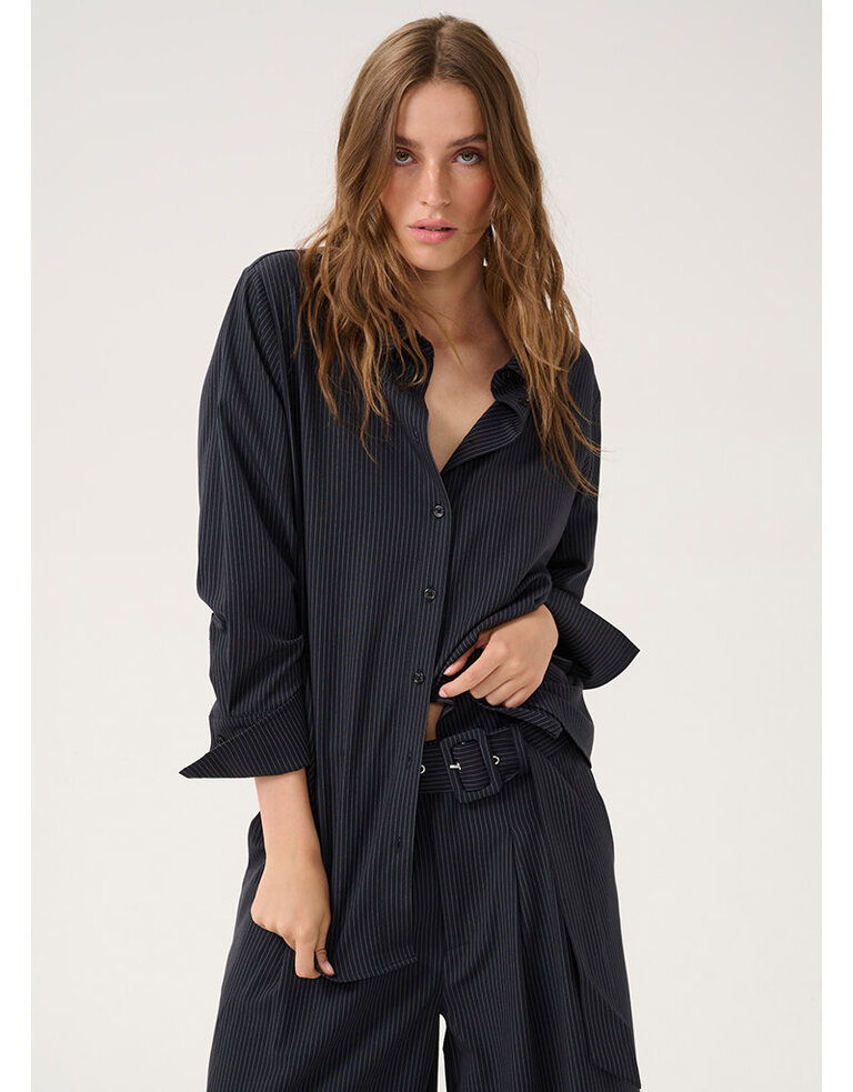 My Essential Wardrobe Vitta Shirt