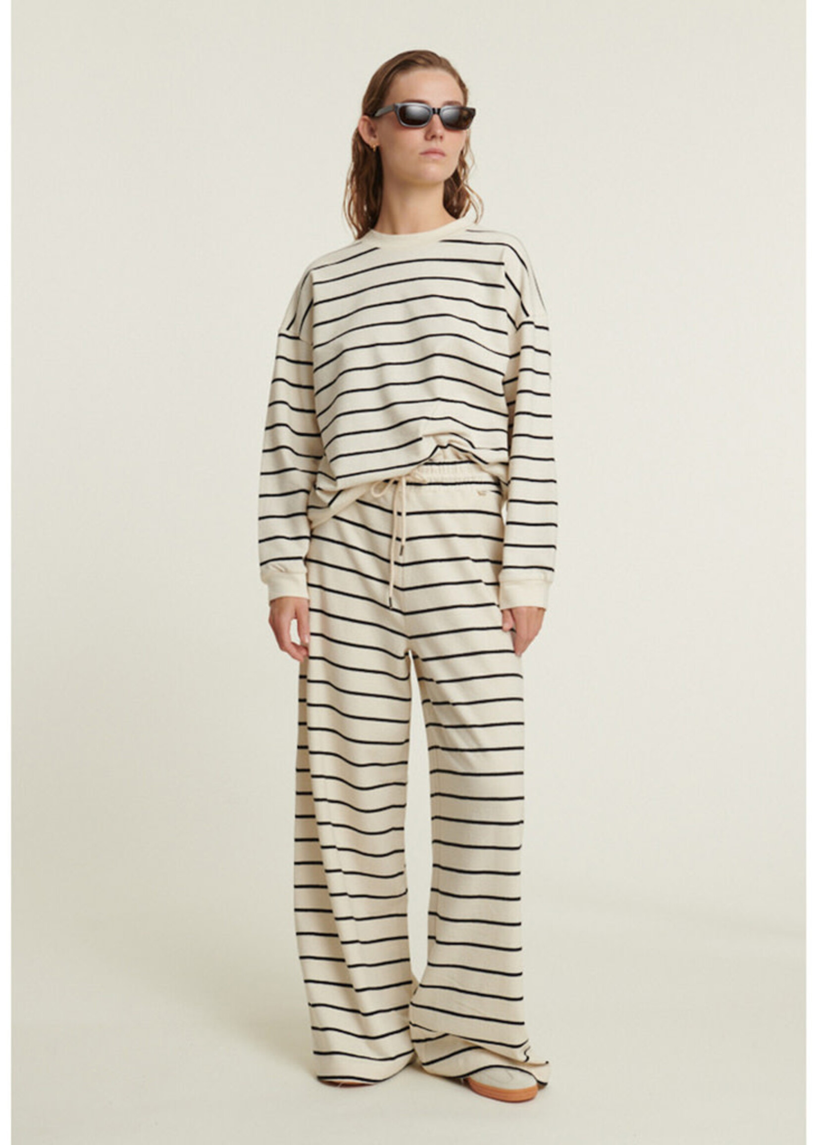 Basic Apparel Anneli Oversized LS Sweat