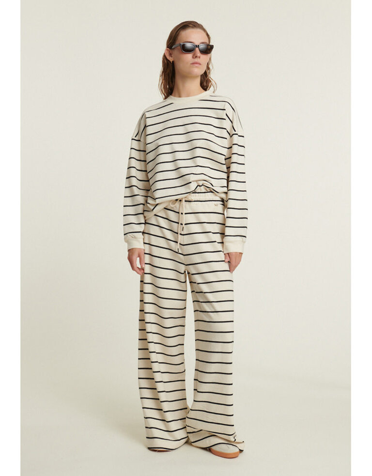 Basic Apparel Anneli Oversized LS Sweat