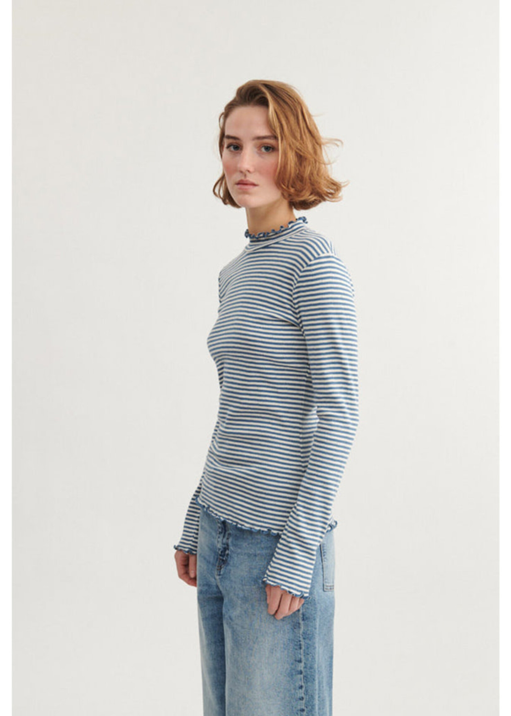 Basic Apparel Silma High Neck