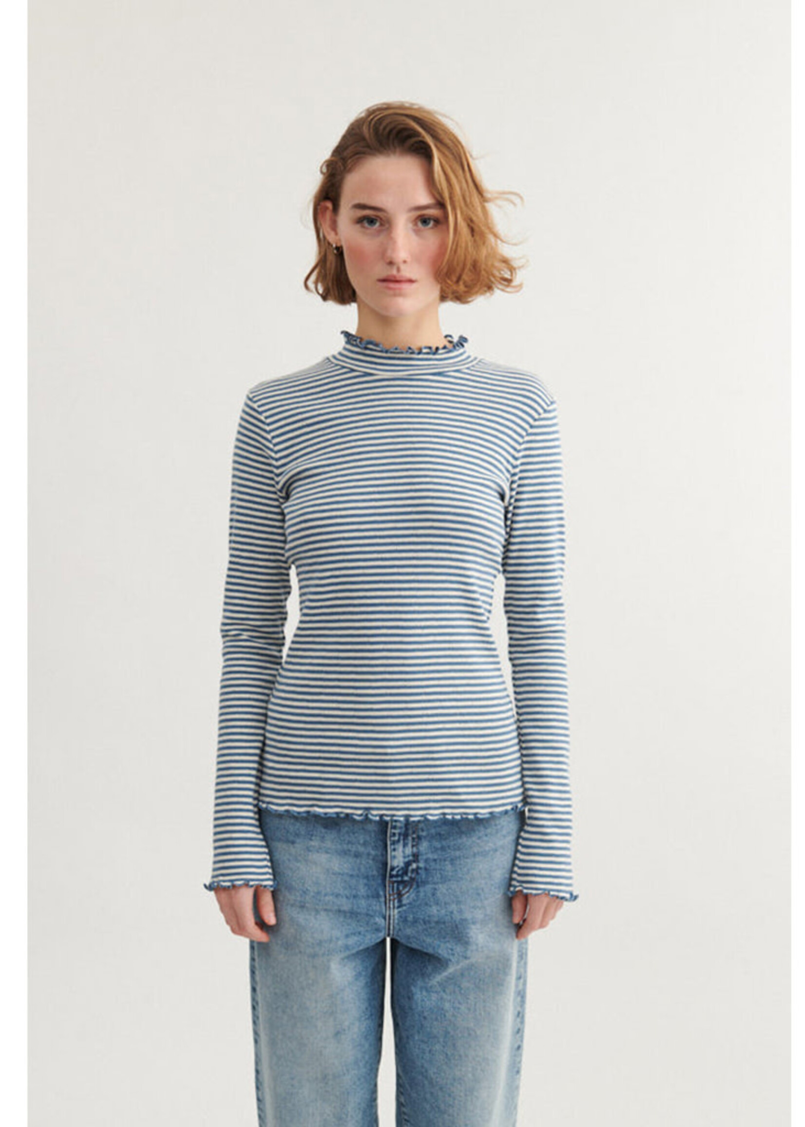 Basic Apparel Silma High Neck